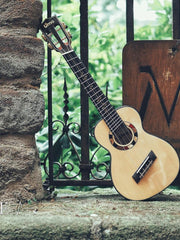 Load image into Gallery viewer, Uma Ukulele 26'Tenor Full Solid Engelmann Spruce / Black Walnut UMA-PulseST + EQ (EQUALIZER)