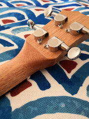 Load image into Gallery viewer, TODO Ukulele 26' Tenor Mahogany Solid Top + EQ (EQUALIZER)