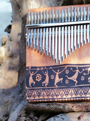 Load image into Gallery viewer, TODO 21 KEYS MAHOGANY WOOD DEMOCRATIC DANCE STYLE KALIMBA拇指琴 - Free Engraving 免费定制雕刻

