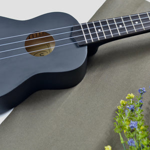 Ukunili Ukulele Soprano 21' Black (Matte)